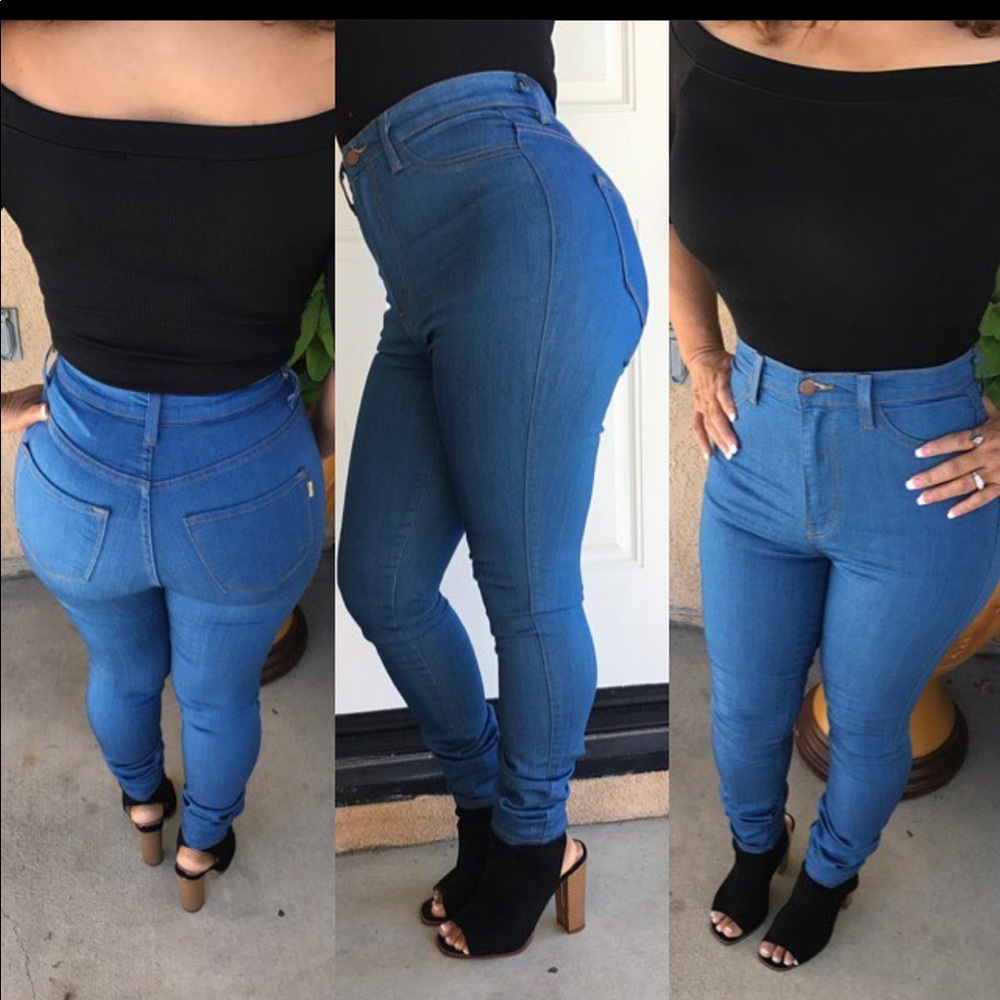 High waisted jeans
